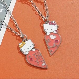 Hello Kitty Best Friends Necklace Set